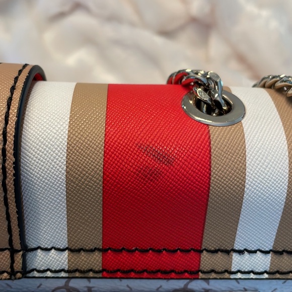 Guess chain strap purse - Picture 11 of 13